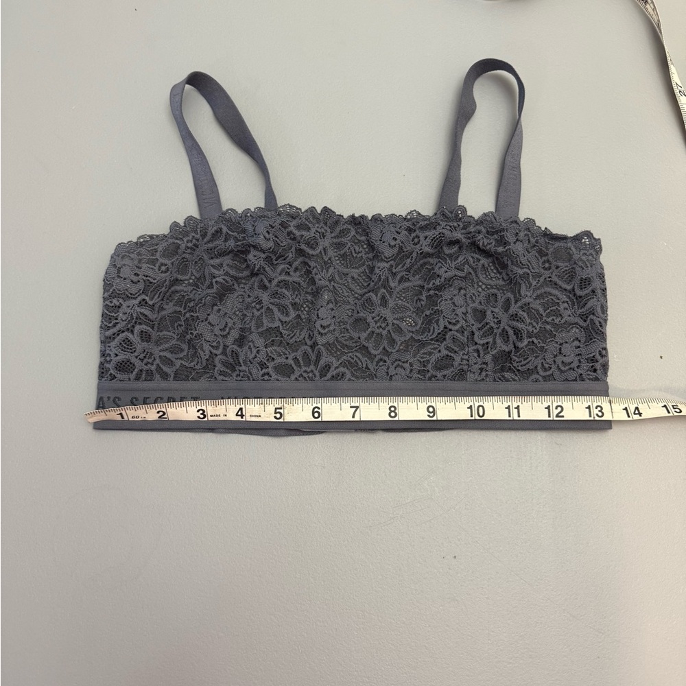 Victoria's Secret Gray Lace size M Bandeau